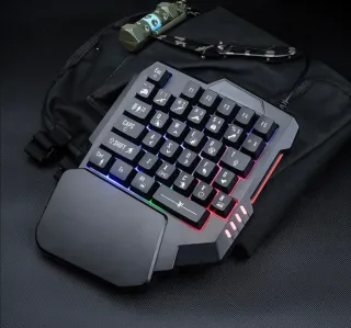 Teclado Gaming una Mano RGB