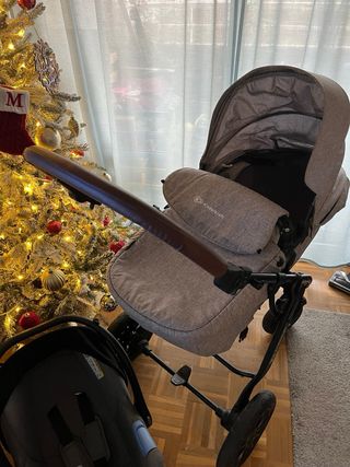 Carro de bebé y silla de coche