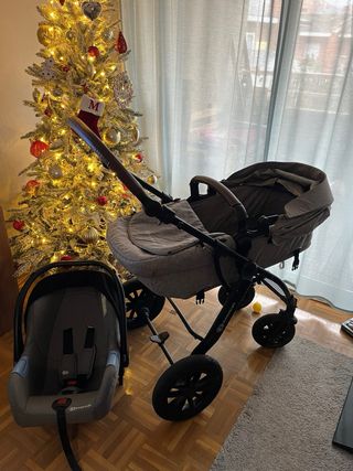 Carro de bebé y silla de coche