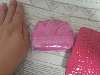 Pack monedero y neceser rosa