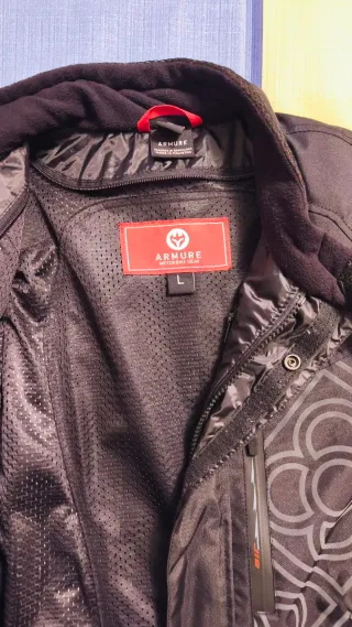 Chaqueta de moto ARMURE negra. Talla L