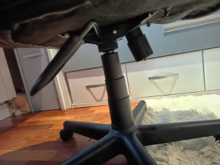 Silla de oficina negra