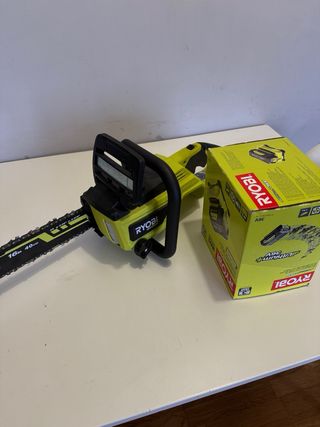Motosierra Ryobi 40cm Batería y Cargador