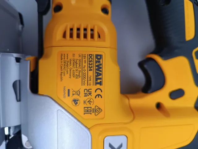 Sega a scivolare Dewalt DCS334 P10Y5730