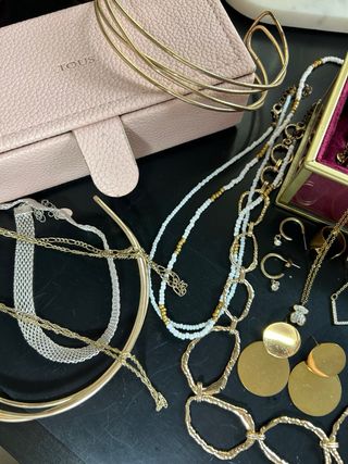 Pack Joyas Doradas y collar tous. Mas de 30 piezas