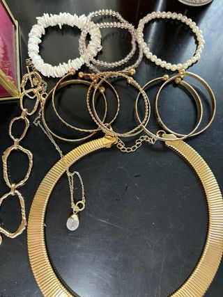 Pack Joyas Doradas y collar tous. Mas de 30 piezas