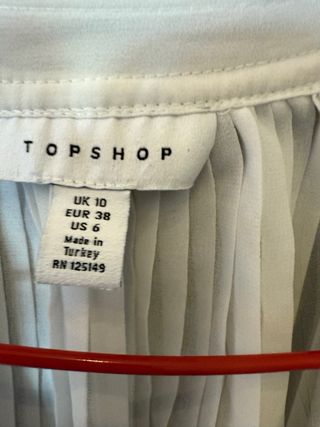 Blusa TOPSHOP gasa plisada mangas campana