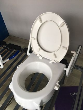 Elevador WC Mobiclinic con Reposabrazos