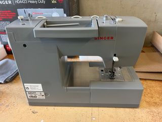 Máquina de coser Singer 4423 Heavy Duty