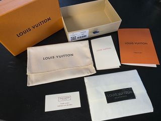 Louis Vuitton Porta Carte M60166