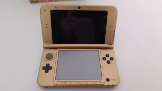 Nintendo 3DS XL Edizione Zelda Dorata
