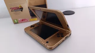 Nintendo 3DS XL Edizione Zelda Dorata