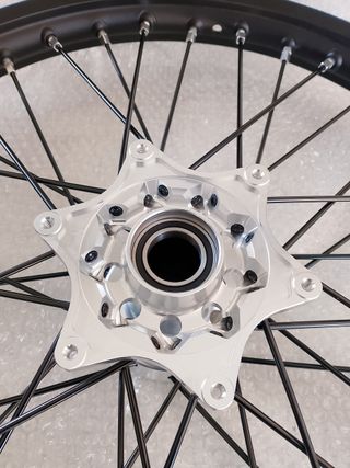 Kit Llantas KTM 21/18 Negra-Plata