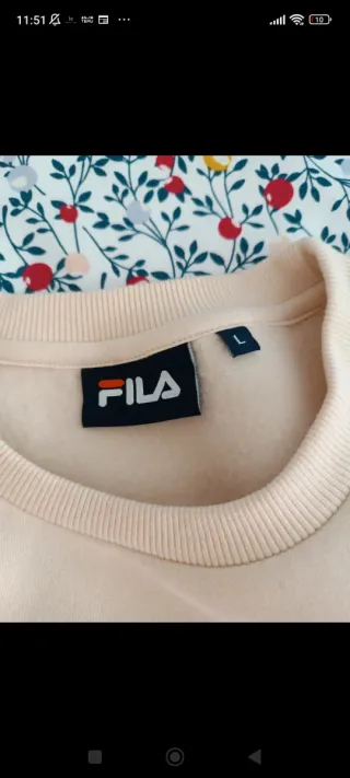 Lote 2 sudaderas Fila beige y blanca