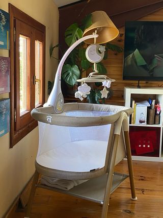 Minicuna Nidus casi nueva + móvil regalo