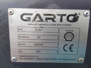 TRAÍLLA NIVELADORA NUEVA DE 2.00 M.