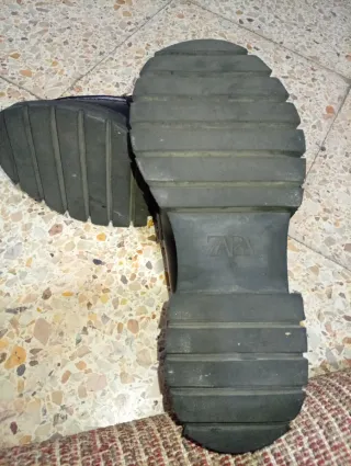 Mocasines Zara plataforma con cadena dorada