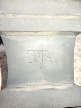 Mocasines Zara plataforma con cadena dorada