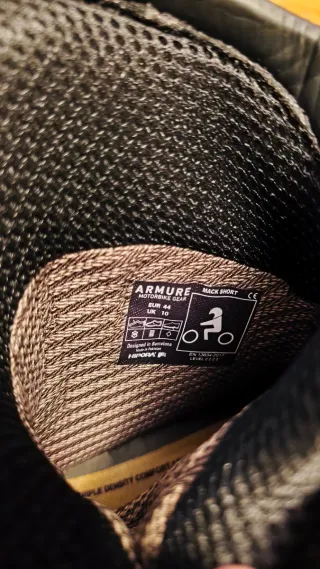 Botas de moto marca ARMURE. Talla 44