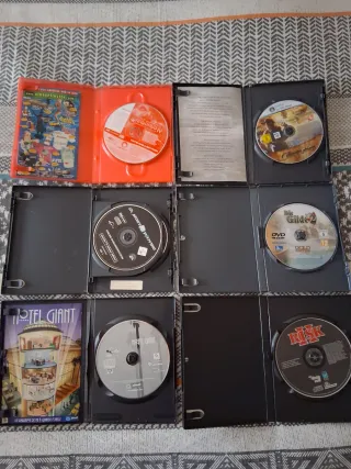 Lote 6 Juegos PC: SimCity 4, Risk II, Warlords IV,