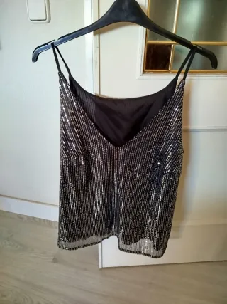 Top lentejuelas plateado y negro