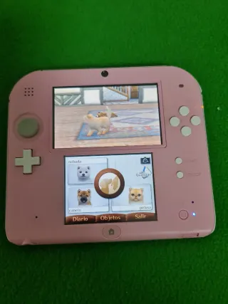 Nintendo 2DS Rosa + Funda Luigi + Cargador