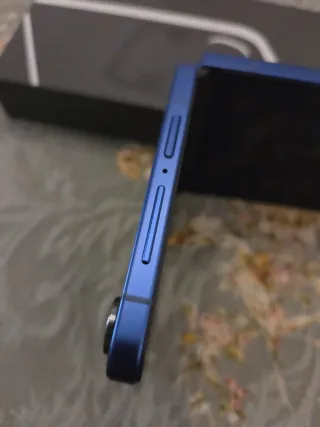 Samsung Galaxy Z Flip 7 blu