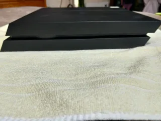 PS4 + 3 Juegos + Mando + Cables