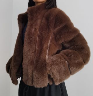 Chaqueta de pelo marrón