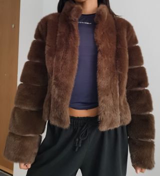 Chaqueta de pelo marrón