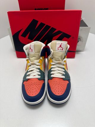 Nike Air Jordan 1 Mid Multicolor