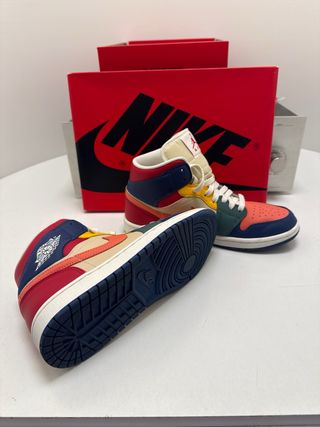 Nike Air Jordan 1 Mid Multicolor