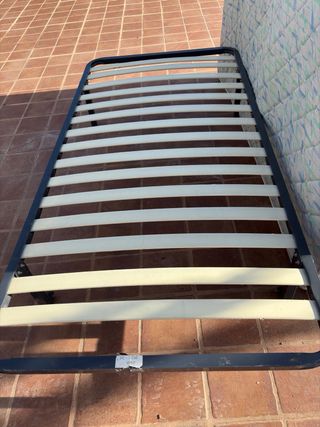 Colchón y somier de lamas