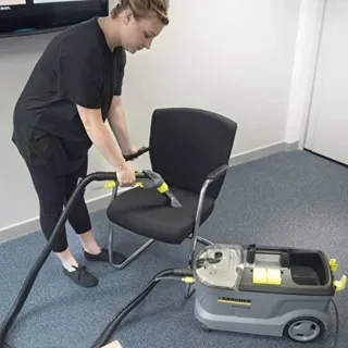 Limpia tapizados hidroaspiradora