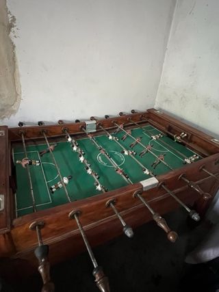 Futbolín de madera