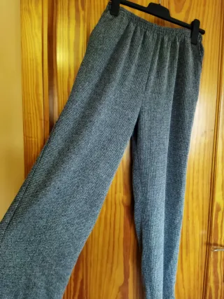 Pantalón elástico