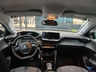Peugeot 208 2023