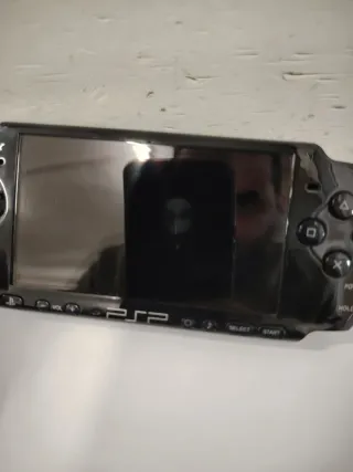 PSP 3000 Negra con 1 Año Garantía
