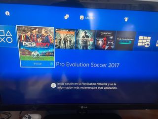 PS4 (PlayStation 4) Negra + 3 Juegos