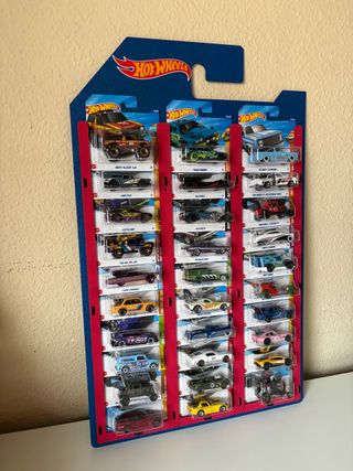 Expositor HotWheels en color