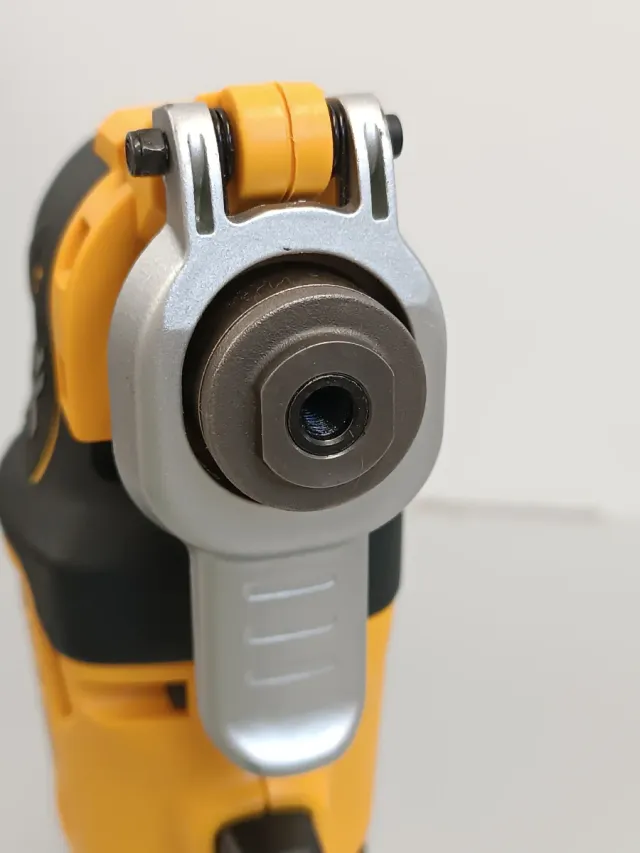 DEWALT DCS356 Multiutensile Oscillante P11Y6379