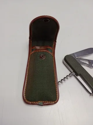 Multiherramienta Aitor con funda