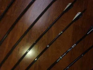 15 frecce SP 500 GP 8.0 Tiger Archery e Sharrow