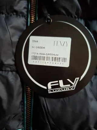 Chaqueta negra y verde talla M