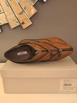 Zapatos-Botines de mujer marca"Caramelo" Talla 39