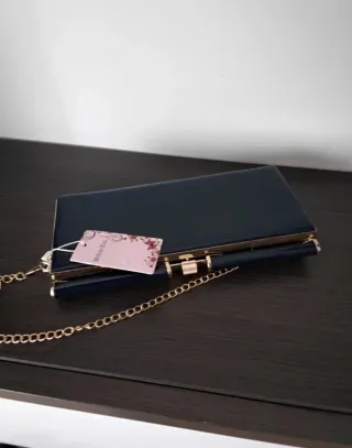 Bolso Charol Azul Marino Melvin Koz Cadena Dorada