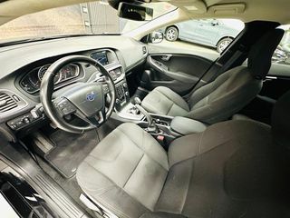 Volvo V40 VOLVO V40 2.0 D2
