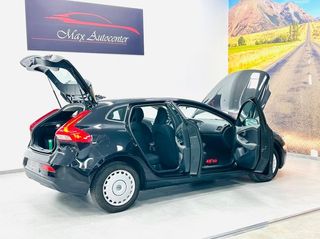 Volvo V40 VOLVO V40 2.0 D2