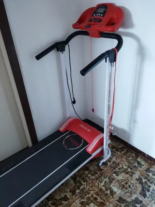 Cinta de correr Cecotec 1000W