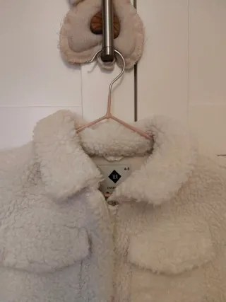 Abrigo borreguito talla 4-5